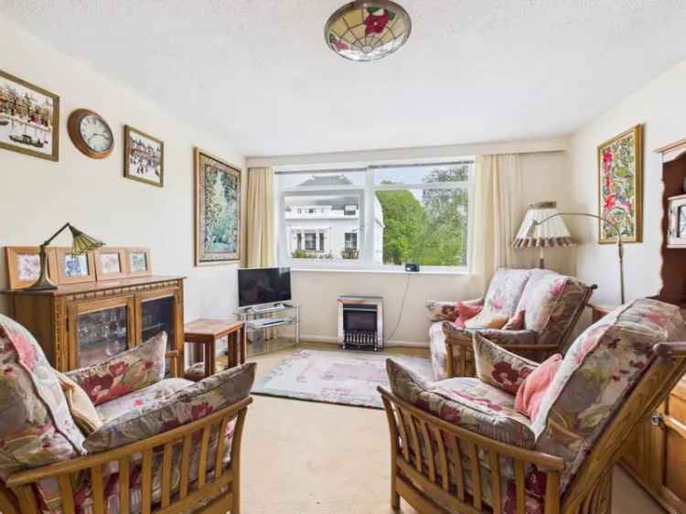 2 Bed Flat Plymouth Hoe Gated Parking Communal Gardens No Onward Chain