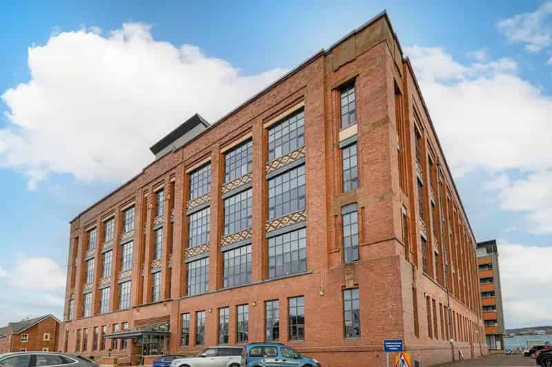 1 Bedroom Apartment for Sale in Cathcart House