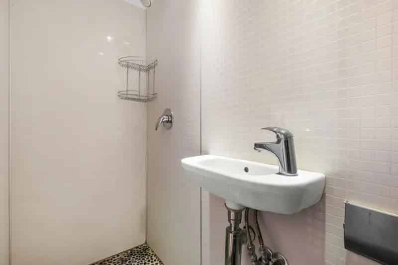 Split Level Studio Apartment Brook Green Shepherds Bush Central Line