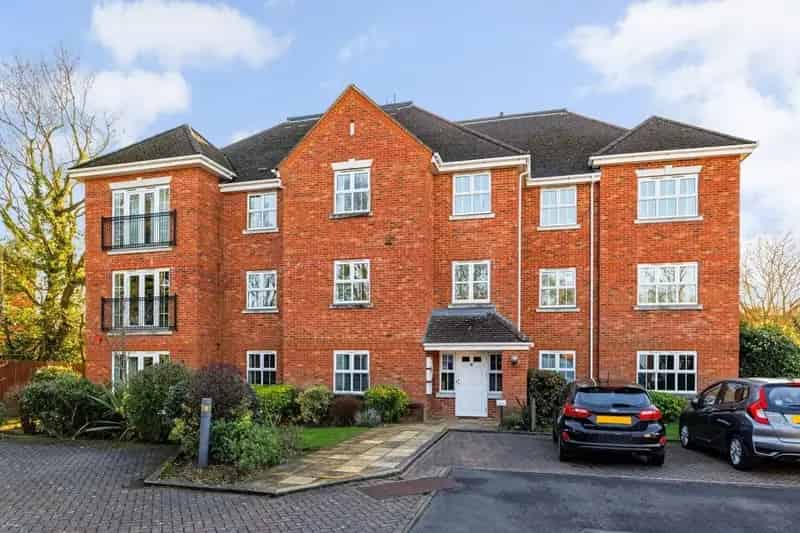 2 bedroom apartment to rent