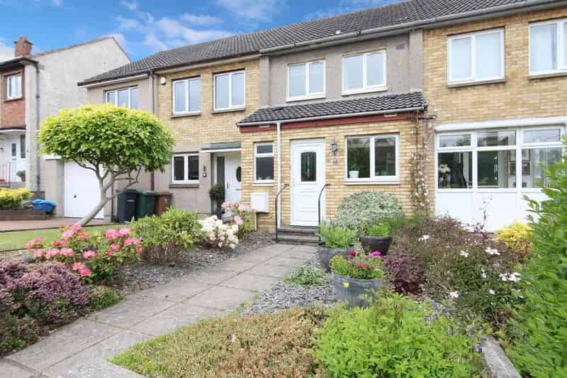 2 Bedroom Mid Terrace Villa Fairmilehead Garage Gardens