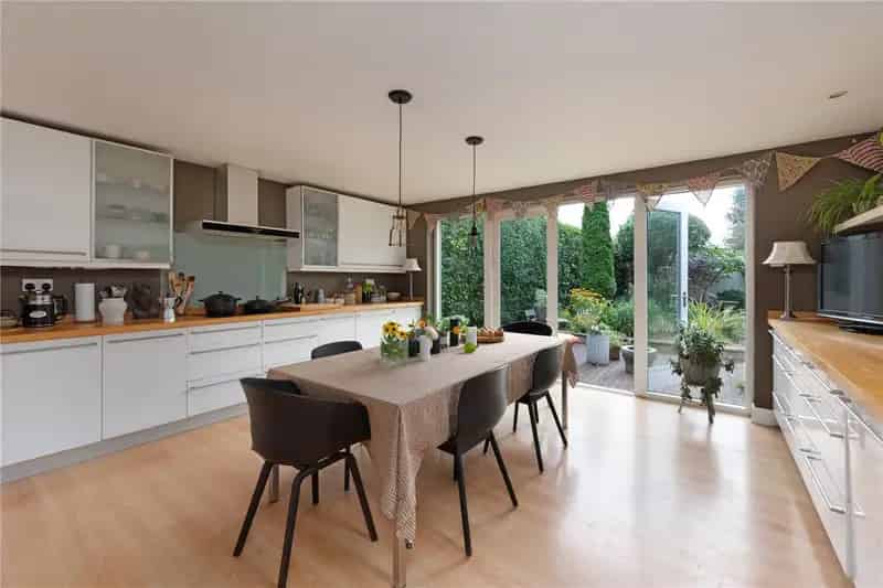 5 Bedroom Architect Designed House in Wootton Kent