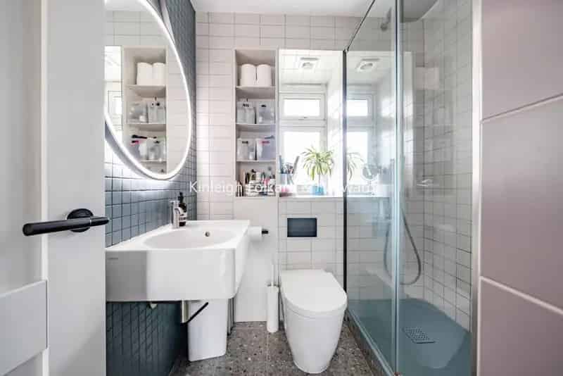 Three Bedroom Apartment near Forest Hill Station
