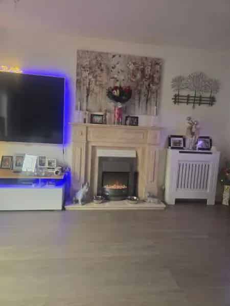 Lovely New Build House with Enclosed Garden and 2 Bathrooms