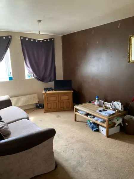 Flat For Rent in Welwyn Hatfield, England