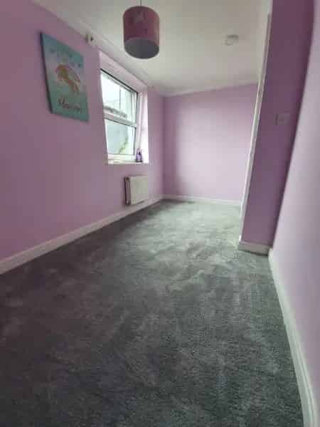 2 Bed 2 Bath Flat with Parking and Storage