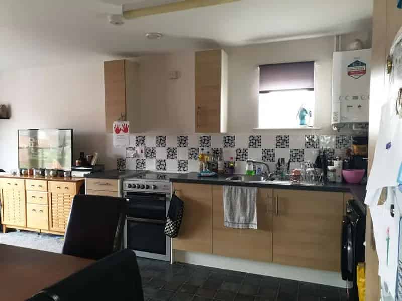Flat For Rent , Three Rivers, England