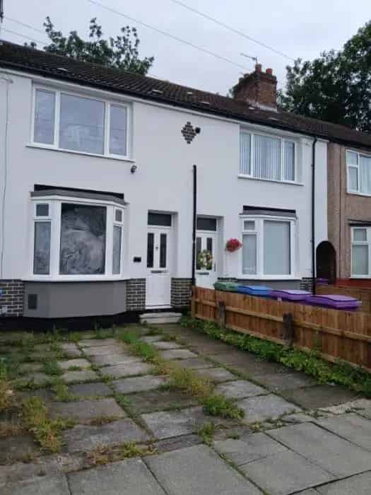 3 Bed House Dovecot North - Gardens Parking Amenities