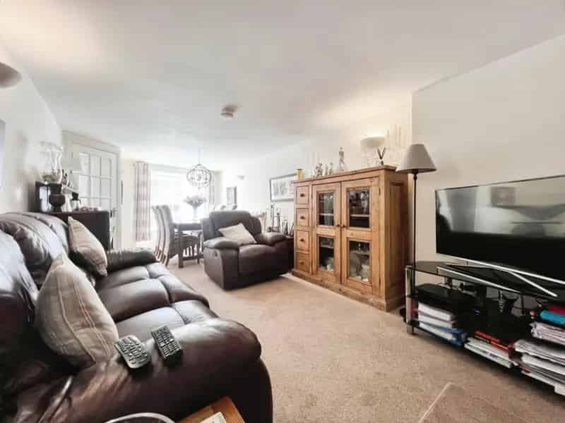 2 Bedroom Cottage Brabourne Lees Modern Kitchen Garden