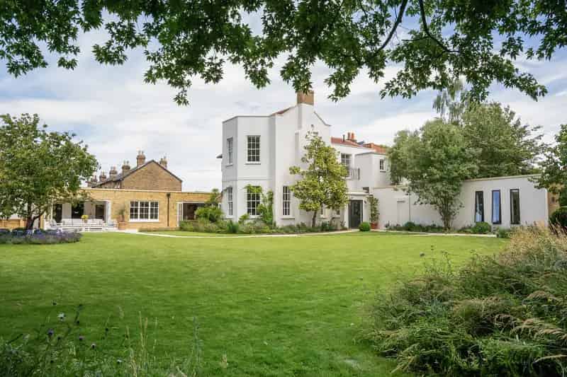 Detached House for sale with 6 bedrooms, Ham Street, Richmond