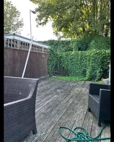 2 Bedroom House near West Ealing Station