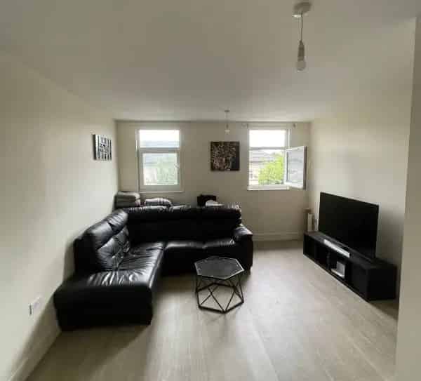 Spacious New Build Flat with Open Plan Living