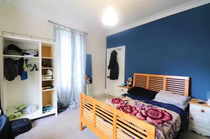 4 Bedroom Semi Detached House for Students and Professionals