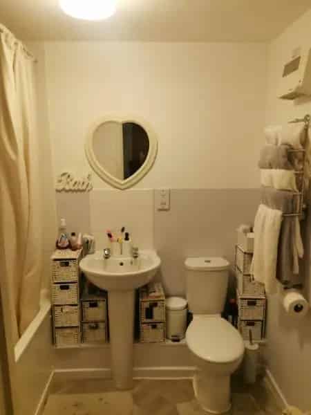 2 Bed Flat Imperial Wharf Gated Parking Riverside Views