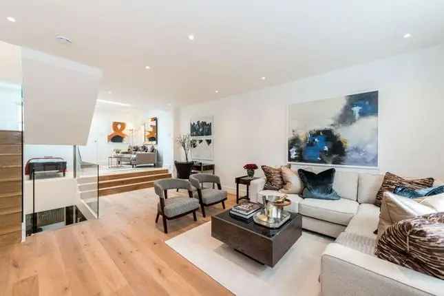 Contemporary Townhouse near Marylebone