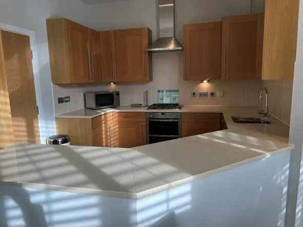 2 Bedroom Ground Floor Apartment for Sale