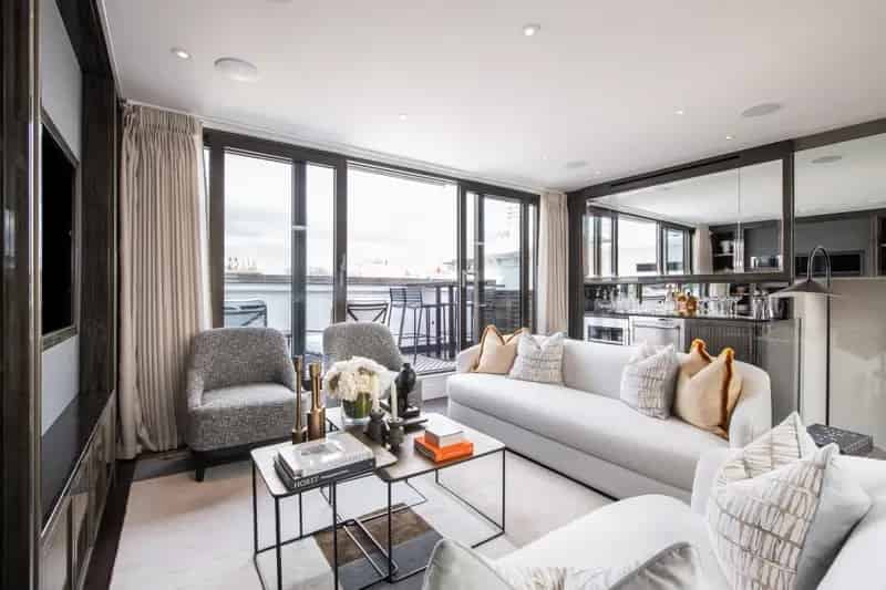 3 Bedroom Duplex Apartment Kensington Hyde Park Views