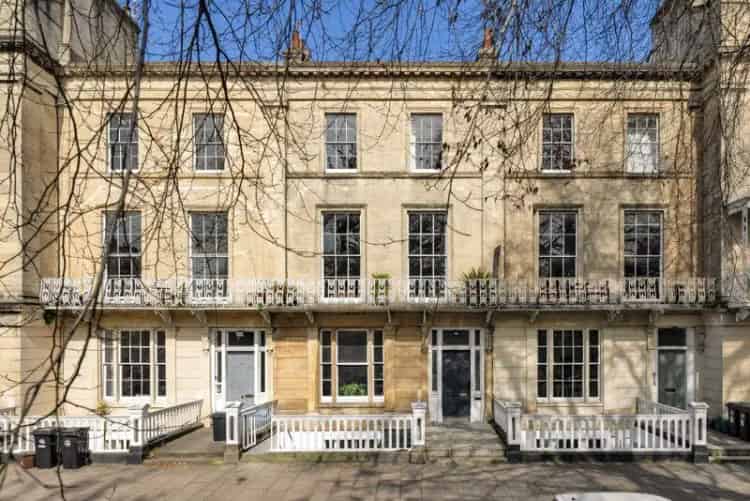 2 Bedroom Garden Apartment For Sale In Georgian Terrace