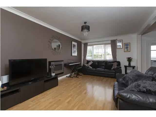 3 Bedroom Detached House for Sale in Liberton Edinburgh