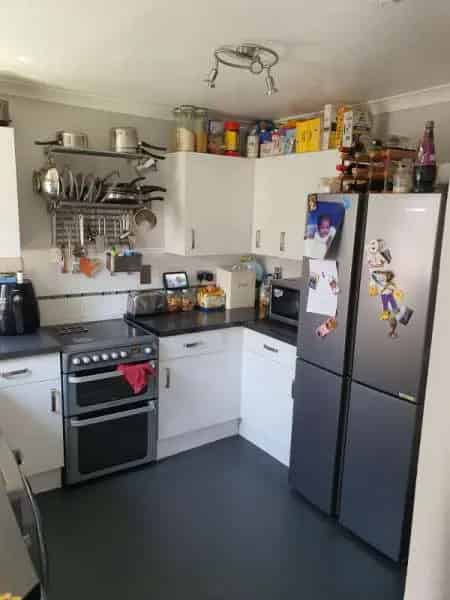 2 Bedroom House Near Schools and Amenities