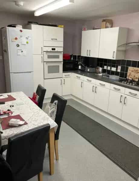 3 Bedroom Townhouse near Fleet Hampshire