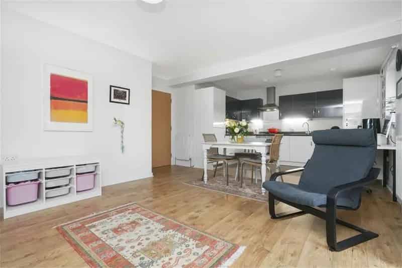 2 Bed Flat Ground Floor Craigmillar Edinburgh