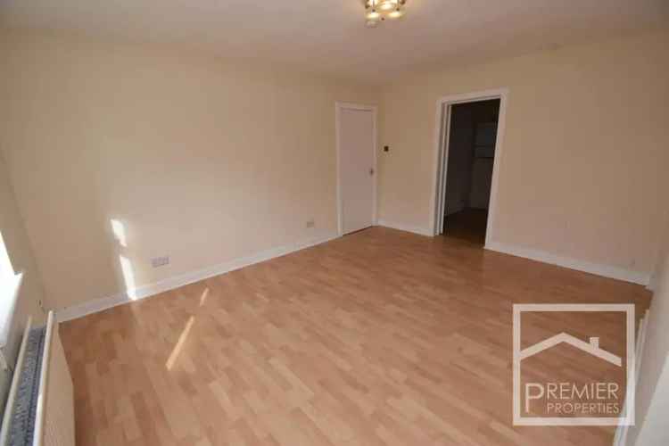 2 Bedroom Flat for Sale in Blantyre