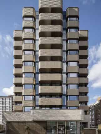 Duplex for sale in Lodge Road, London NW8
