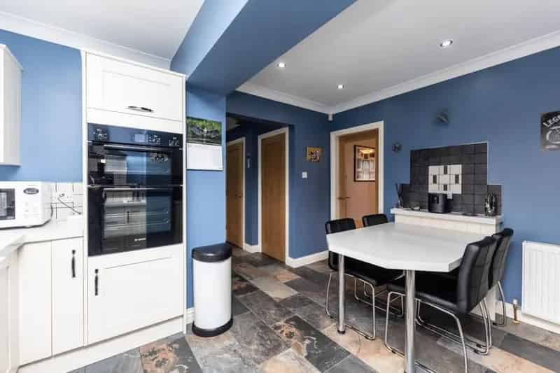 4 Bedroom House For Sale Beautiful Location Spacious Throughout