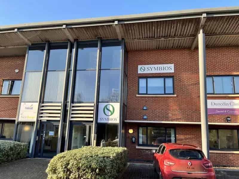 Exeter Modern Office Unit 2070 sq ft  6 Parking Spaces