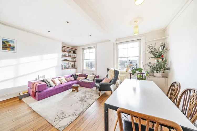 2-Bedroom Duplex Apartment Belsize Village NW3