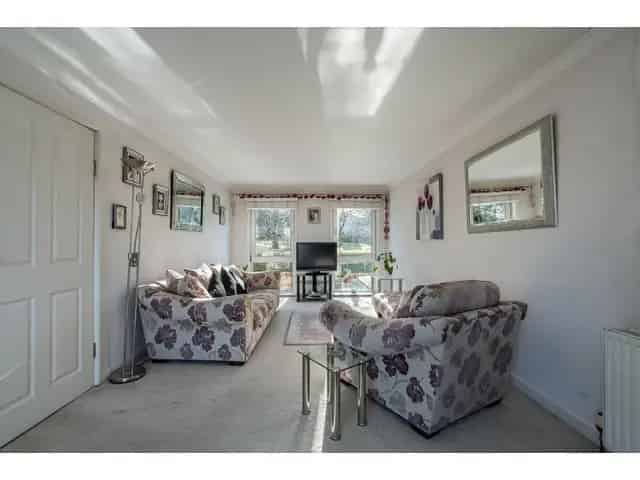 3 Bedroom Terraced House for Sale in Barnton