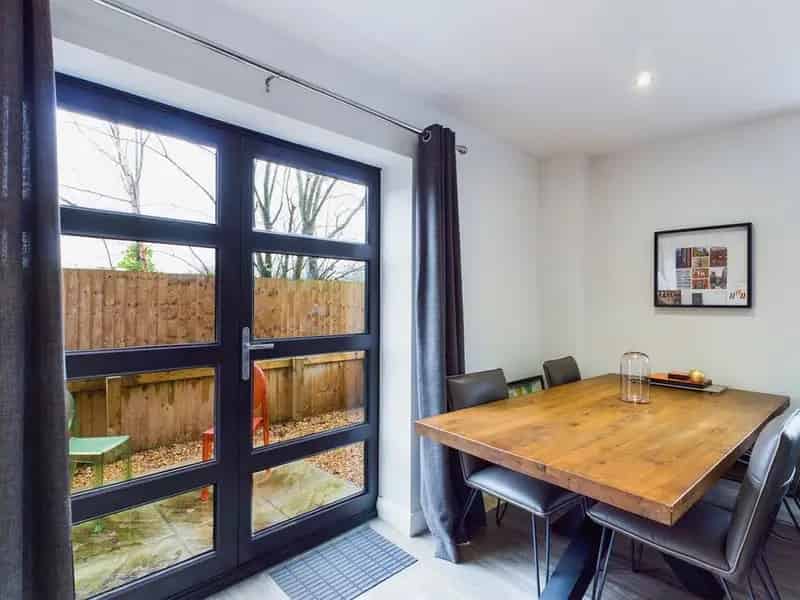 1 Bedroom Flat for Sale Wilmslow Cheshire SK9