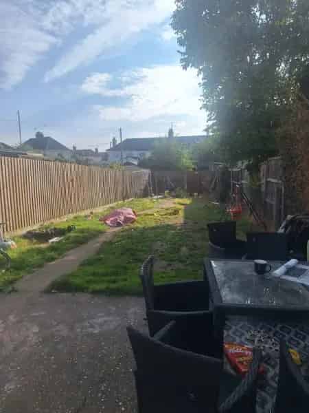 3 Bedroom House Big Garden