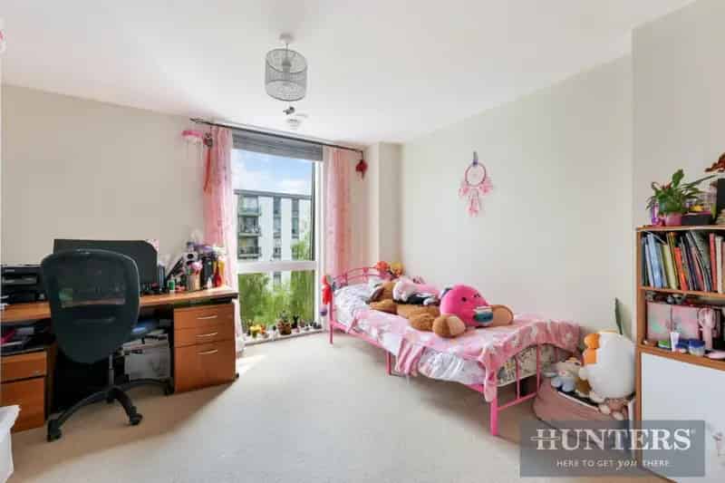 2 Bedroom Flat for Sale in Great West Quarter