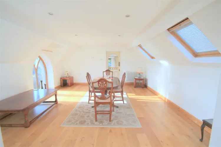 3 Bedroom Detached House for Sale in Frenchay
