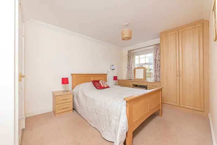 2 Bedroom Over 55s Flat for Sale in Academy Gate Camberley