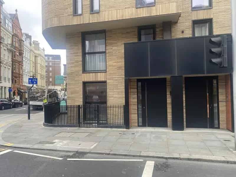 New Build Self Contained Unit South Kensington