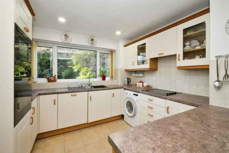 3 Bed Detached House Roselands Development Hoddesdon