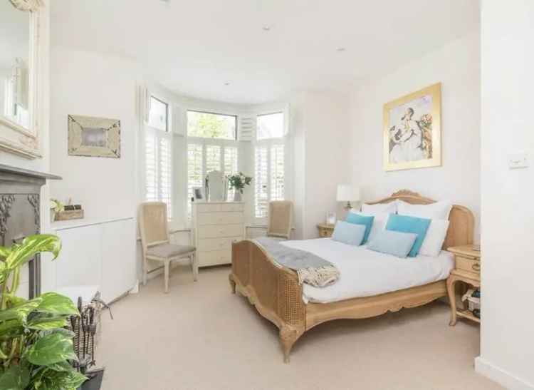 Wimbledon Garden Flat Two Double Bedrooms Open Kitchen South Facing Garden