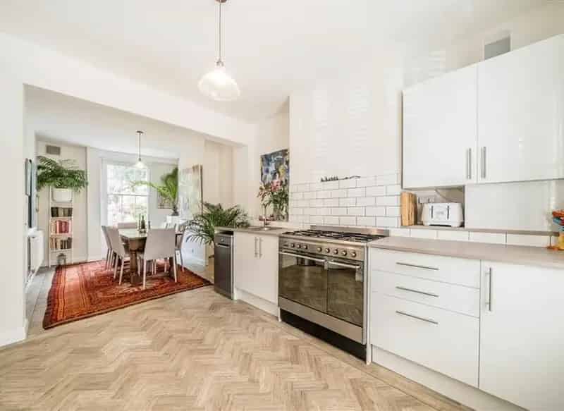 Georgian Townhouse in Arbour Square near Canary Wharf