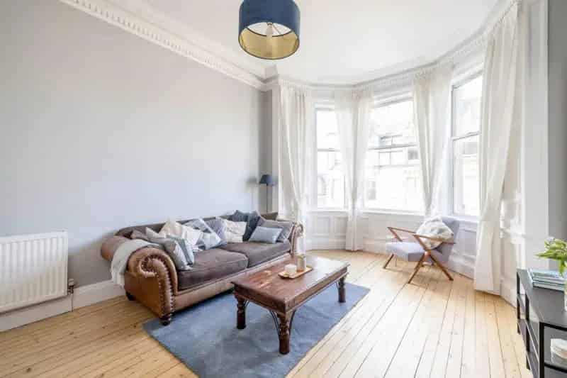 2 Bedroom Flat for Sale in Bruntsfield
