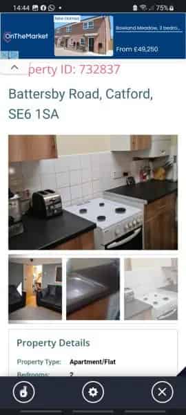 Top Floor Flat Near Shops and Schools