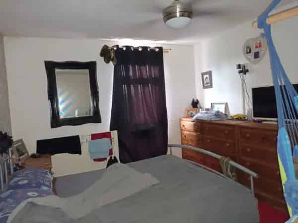 Large 1 Bed Property Jopeton Road Stevenage Parking Storage