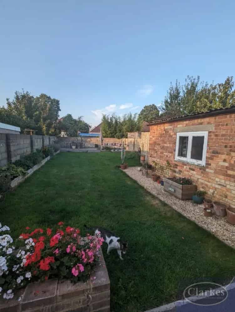 3 Bedroom Detached House For Sale Near Schools