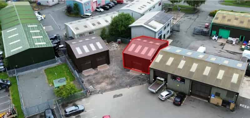 Detached Industrial Unit 1039 sq ft Leasehold