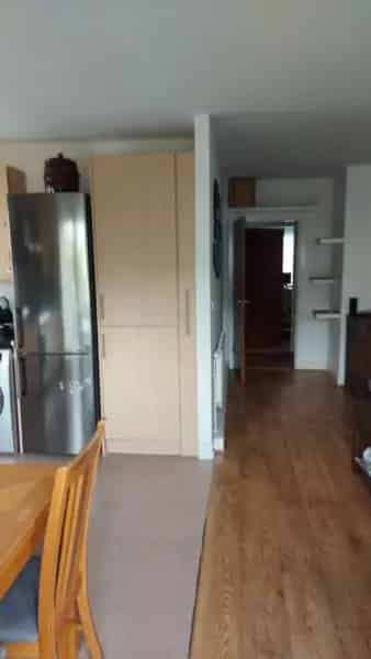 2 Bed Flat Near All Saints DLR Canary Wharf