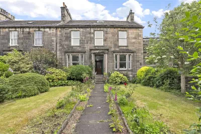 7 Bed House Semi Detached 2 Reception Rooms Large Garden Restoration Project