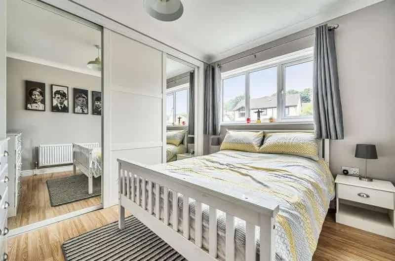 6 Bed Detached House for Sale