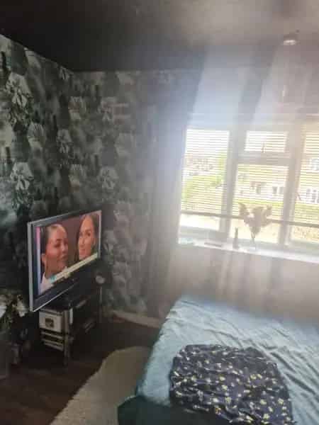 3 Bed House Recently Decorated Garden Parking